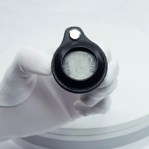 Heijastava Kissan Kaulapanta Turvalukolla ja AirTag-pidikkeellä Heijastava Kissan Kaulapanta Turvalukolla ja AirTag-pidikkeellä