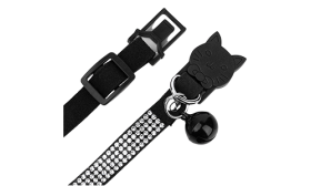 Ylellinen kissan turvalukkopanta kristalleilla Luksus musta irrotettava kissan kaulapanta kristalleilla, säädettävä ja kevyt mukavuuteen, musta kello kiinnityksellä.