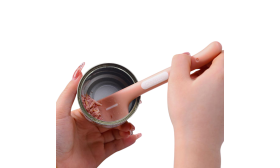 Pitkävartinen silikonilusikka lemmikkien ruoalle – märkäruokien annostelija